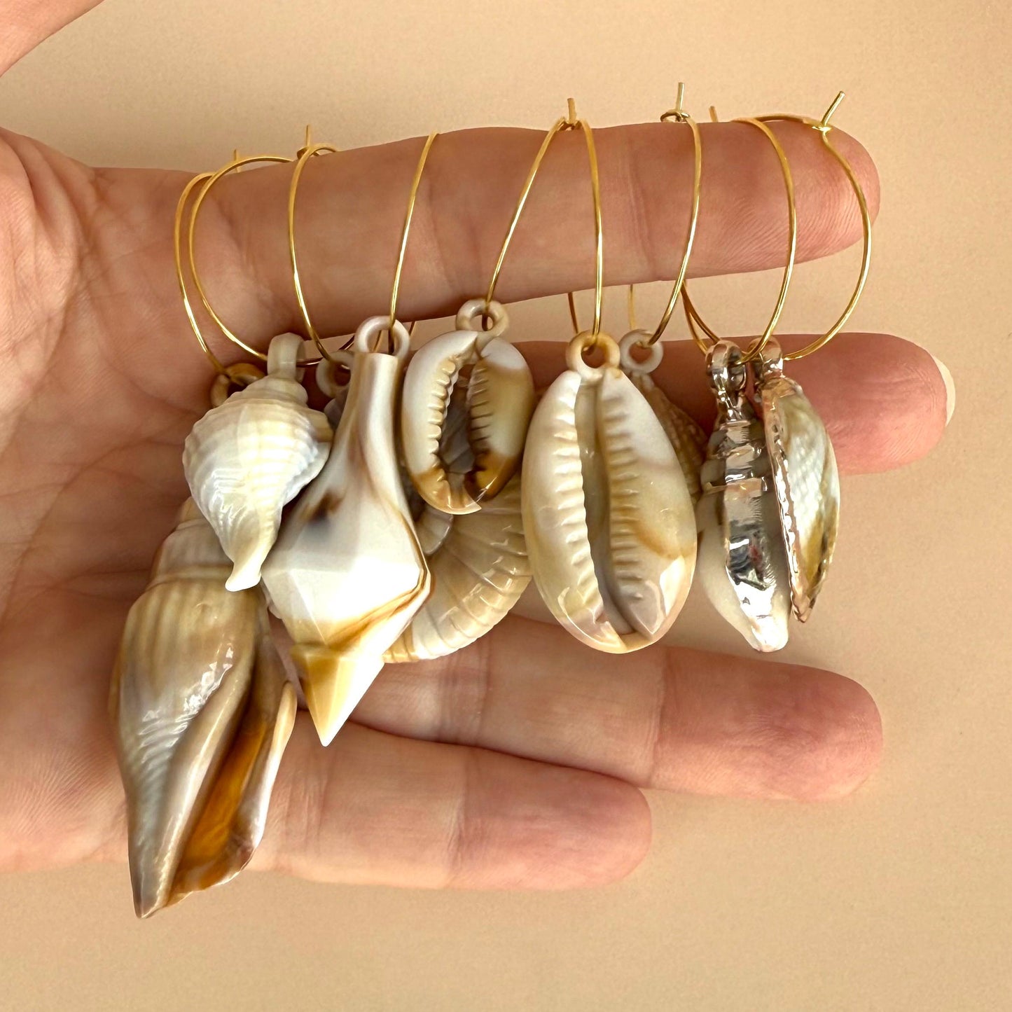 Wine Charms Seaside Theme Wine Glass Charms Seashell Assorted Seashell Wine Favors Beach House Decor Ocean Wine Charm Rings Ocean Lover Sea