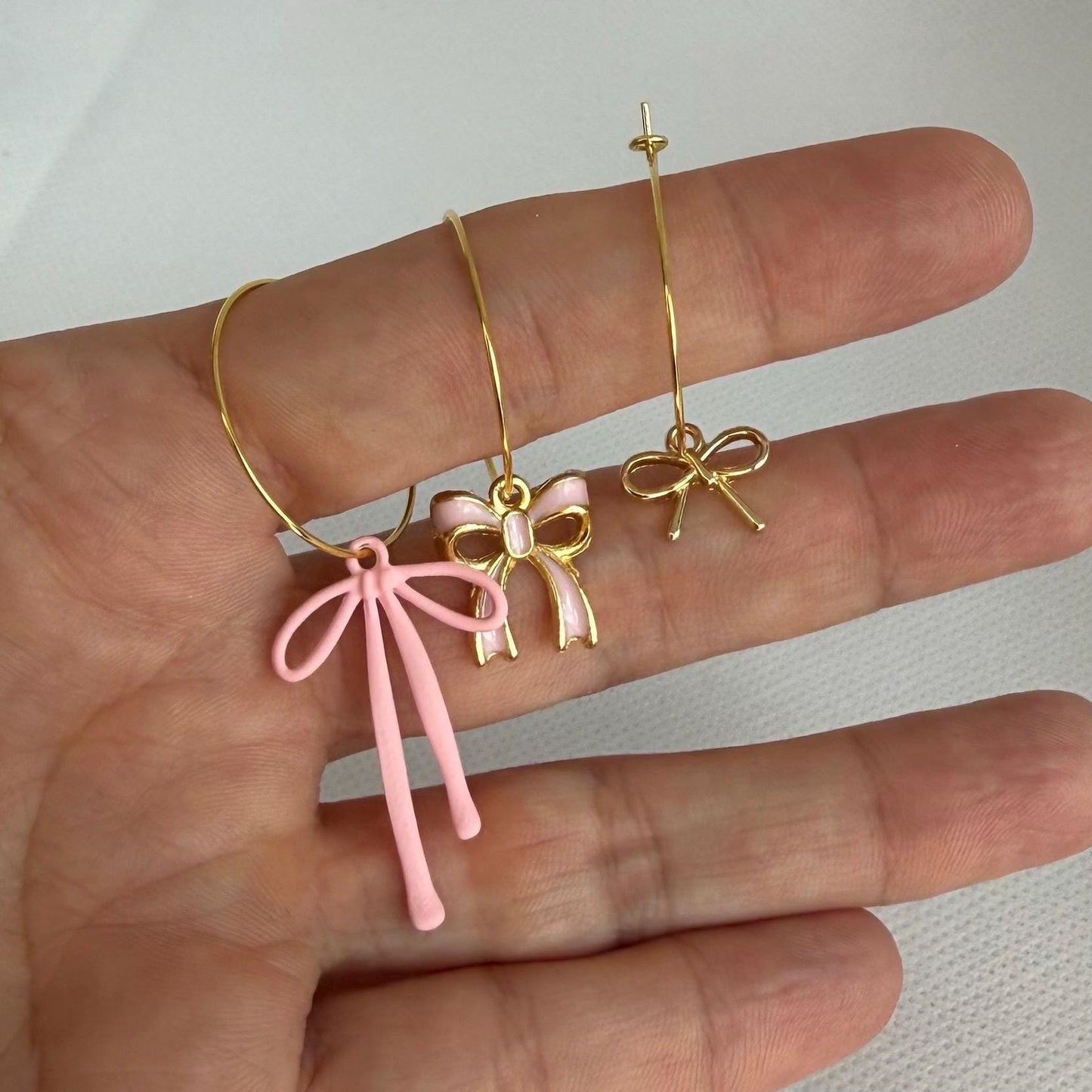 Coquette Bow Wine Glass Markers Bow Wine Charms Assorted Drink Marker Bow Wine Glass Charms Glass Decor Custom Wine Charm Drink Identifier