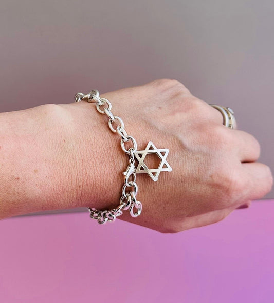 Star of David Bracelet Gift for Girlfriend Jewish Jewelry Bat Mitzvah Gift Modern Accessory Jewish Star of David Pendant Jewish Teen Gift
