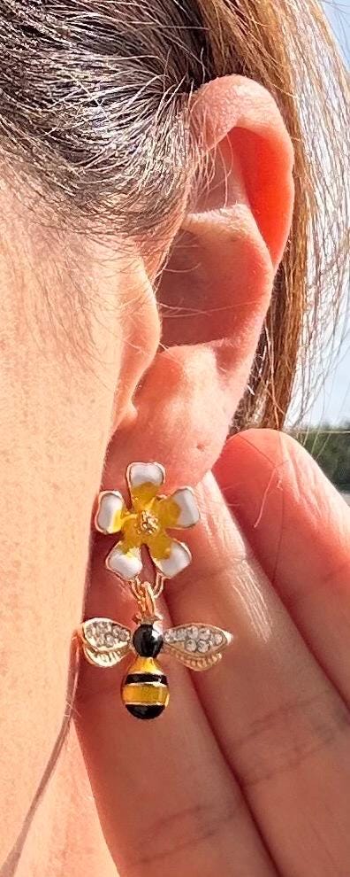 Bee Earrings Enamel with Zirconia