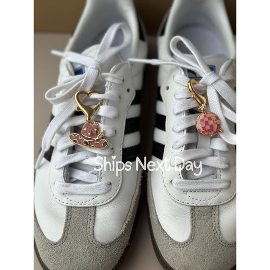 Shoe Charms for Sneakers Valentines Day Gift for Girlfriend Shoelace Cowgirl Charms Shoe Accessory Trendy Cowboy Charms Shoe Jewelry Shoe
