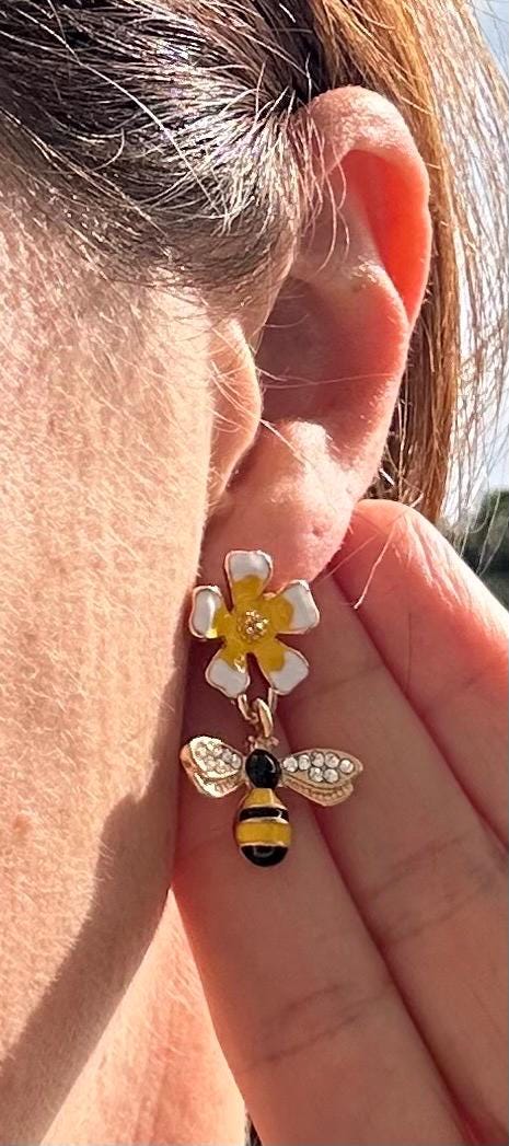 Bee Earrings Enamel with Zirconia
