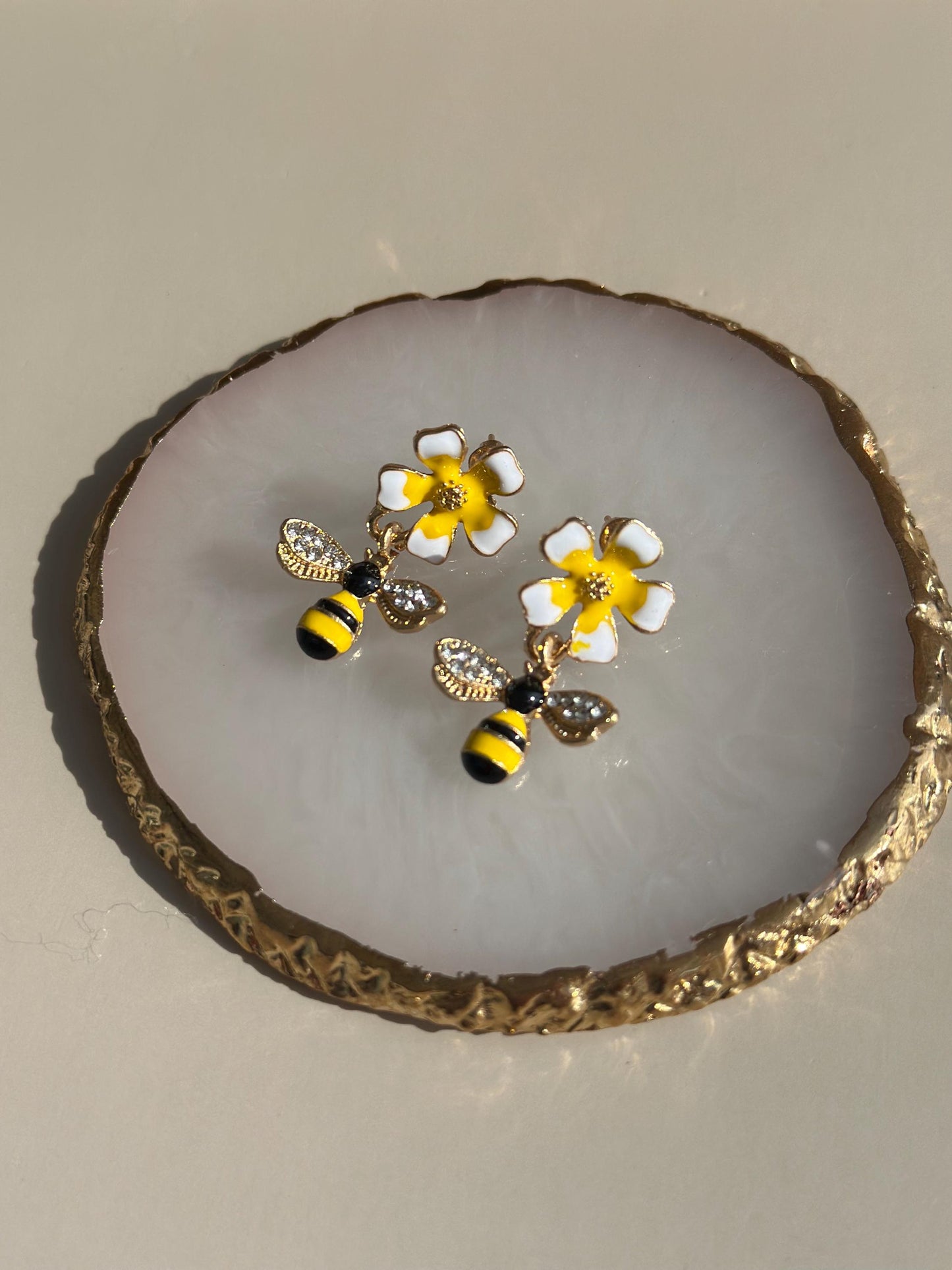 Bee Earrings Enamel with Zirconia