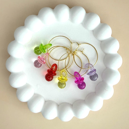 Baby Shower Wine Charms Gender Reveal Party Pregnant Friend Gift Mom to Be Gift Vintage Pacifier Charms Nostalgic Pacifier Funny Wine Marker