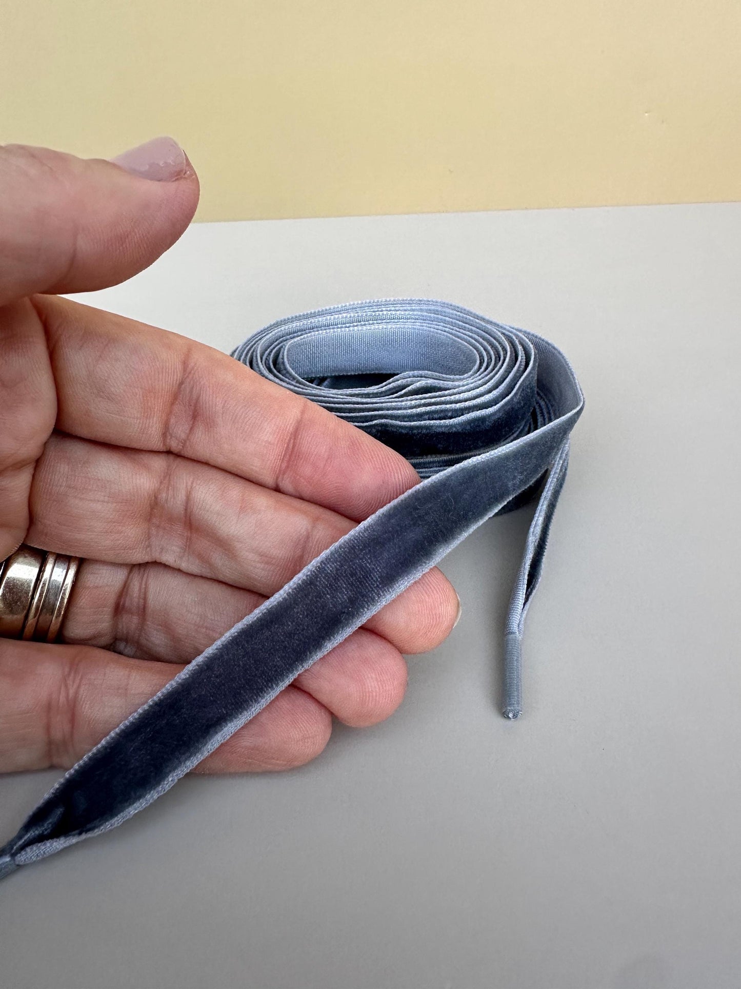 Velvet Shoelaces Black Shoelaces Velour Shoelaces for Preppy Shoes Velour Sneakers Laces Coquette Bow Shoelaces Cute Shoelaces Casual Shoes